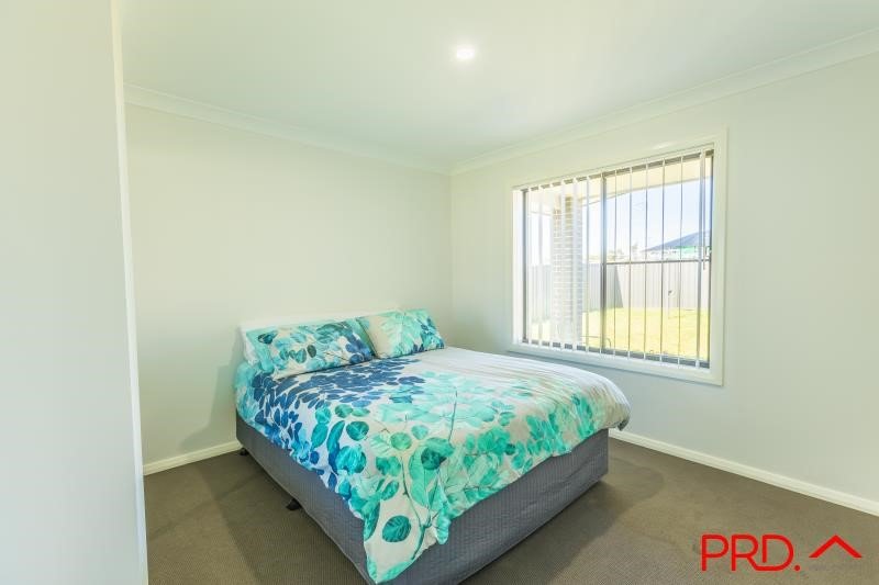 1/44 Eagle Avenue TAMWORTH 8