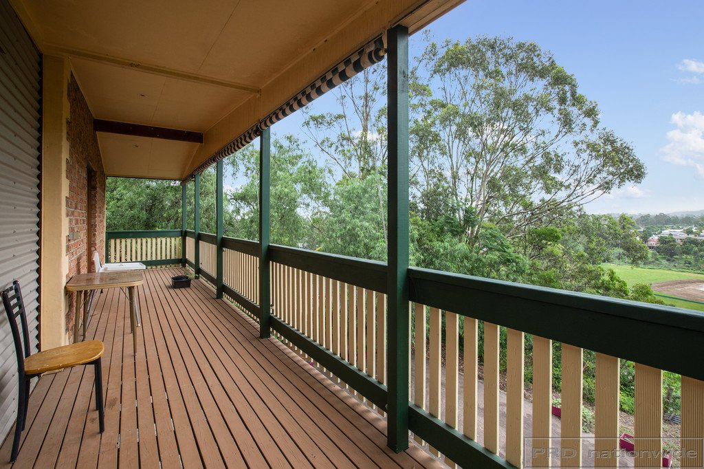 144 Martins Creek Road PATERSON 18