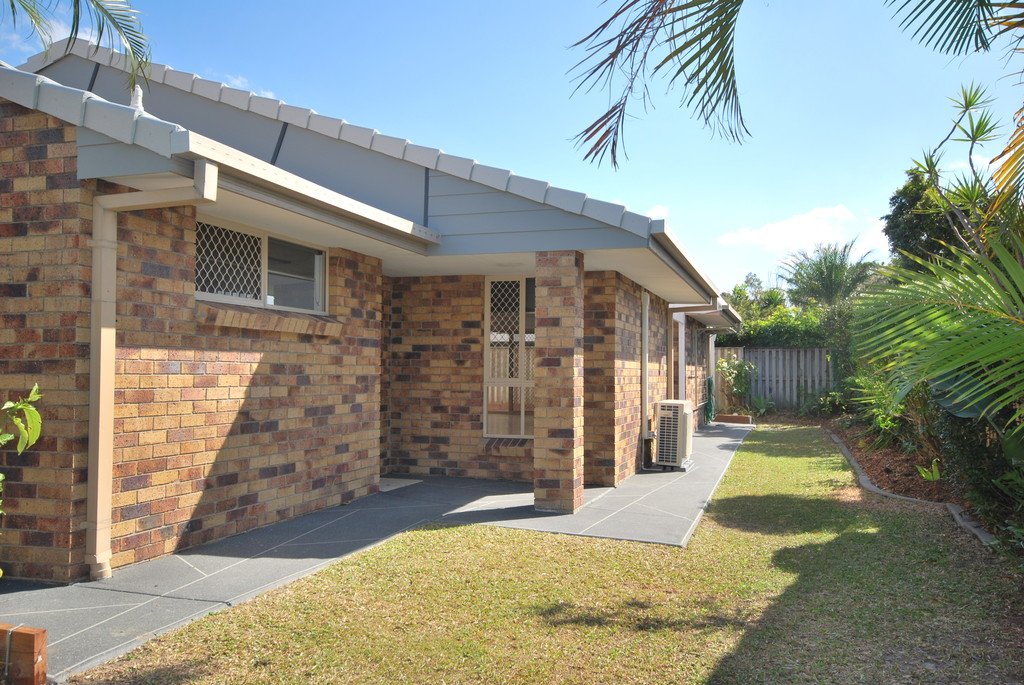 144 Mattocks Road BURLEIGH WATERS 2