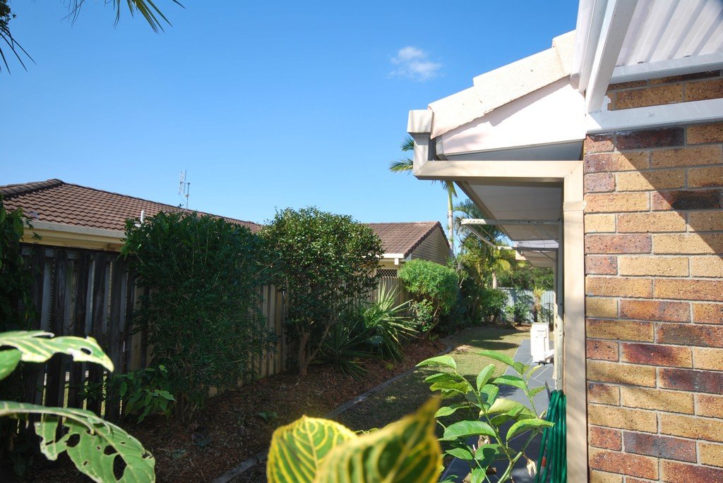 144 Mattocks Road BURLEIGH WATERS 17