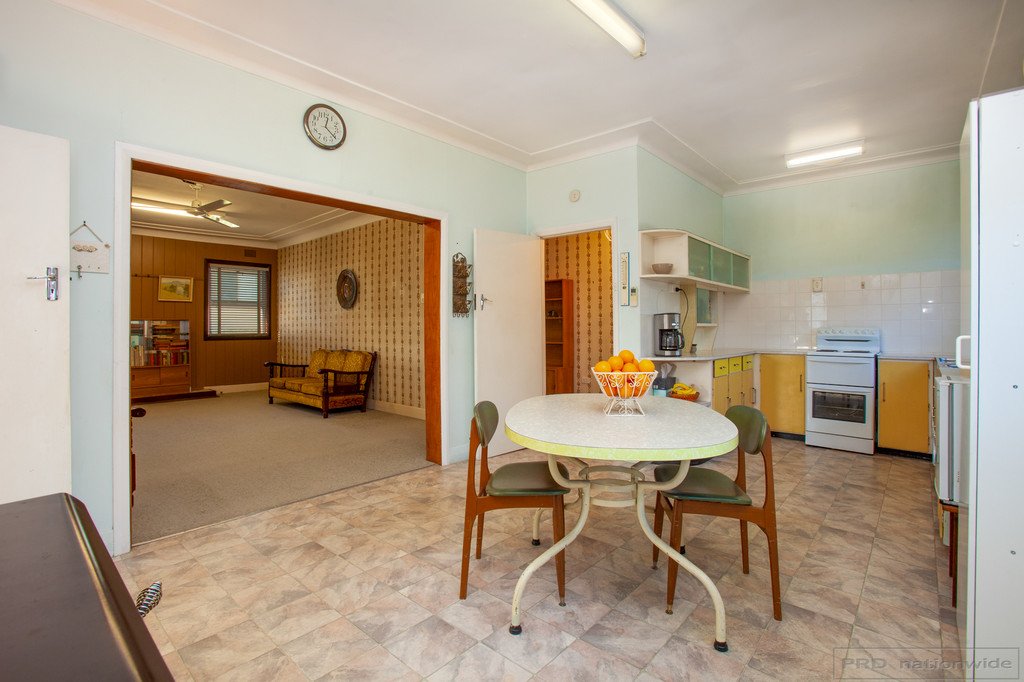 144 New England Highway LOCHINVAR 8