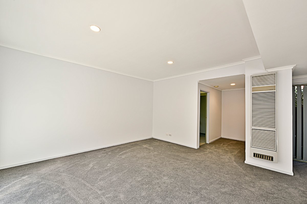 Gallery: 1/44 Osborne Avenue