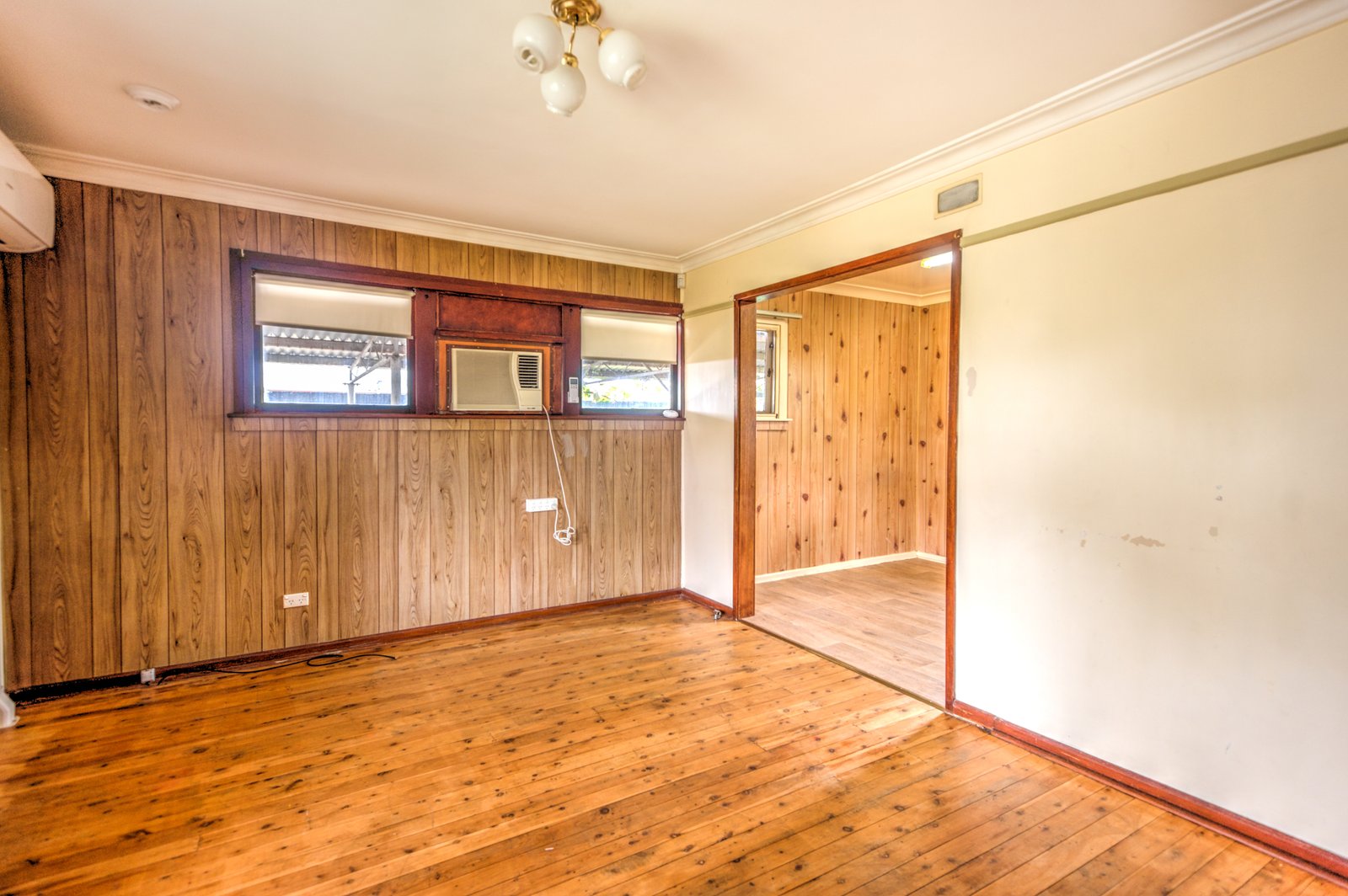 144 Robert Street TAMWORTH 7