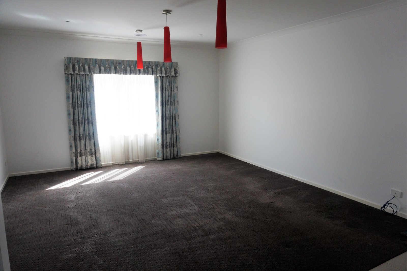 Gallery: 144 Rossack Drive