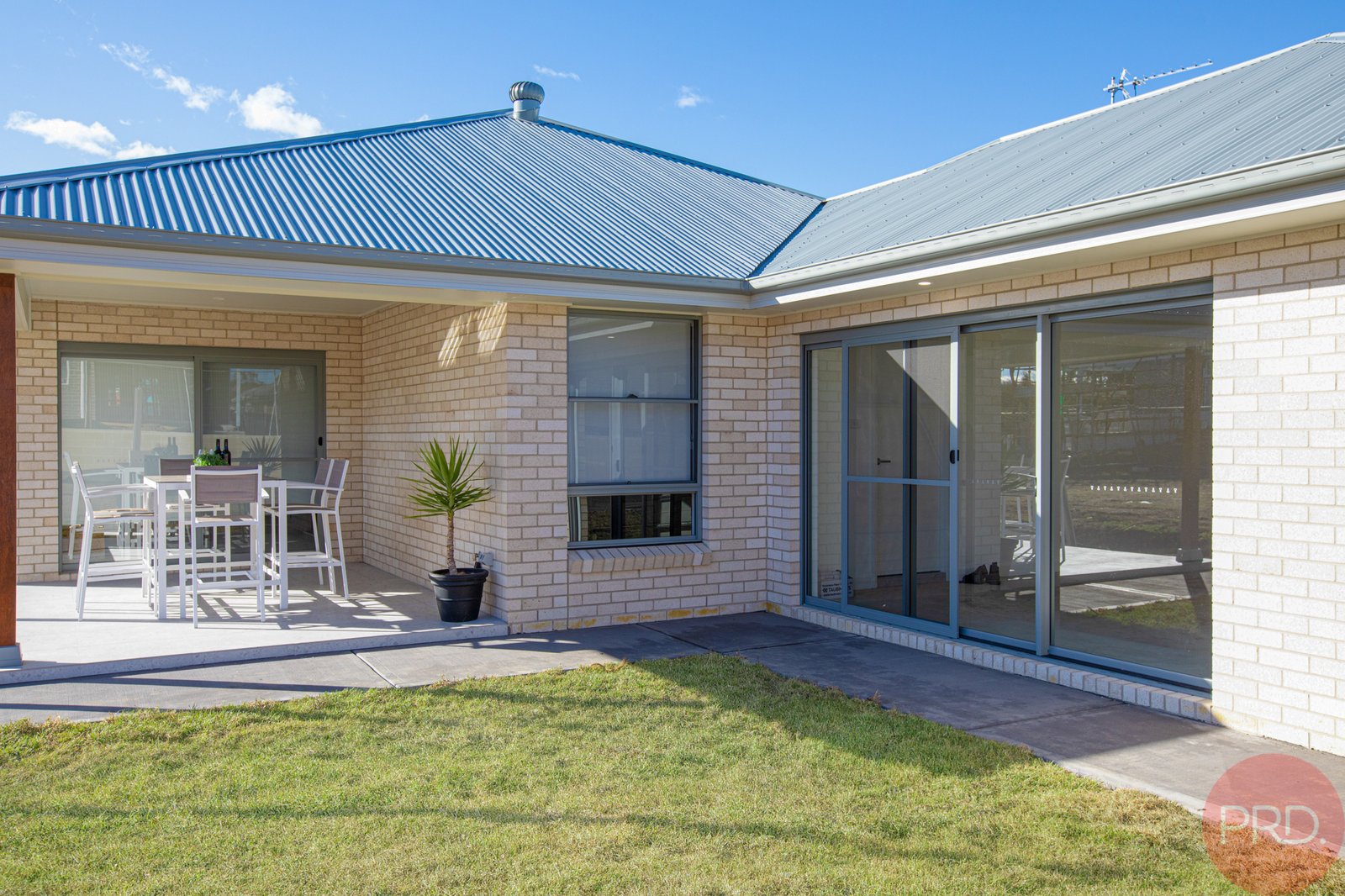 144 Triton Boulevard NORTH ROTHBURY 14