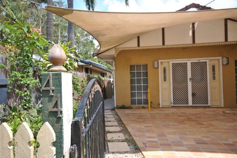 1/44 Walton Street SOUTHPORT 1