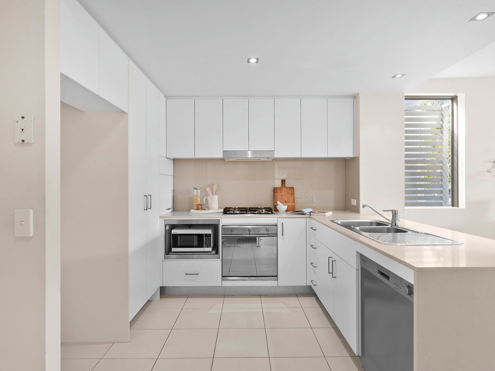 14/40-48 Kamala Crescent CASUARINA 3