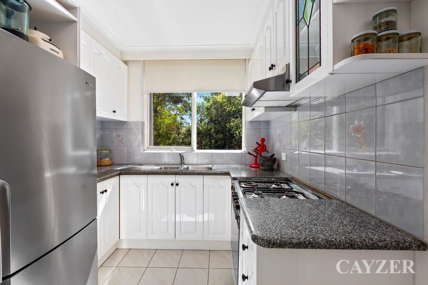 Gallery: 14/41-43 Alma Road