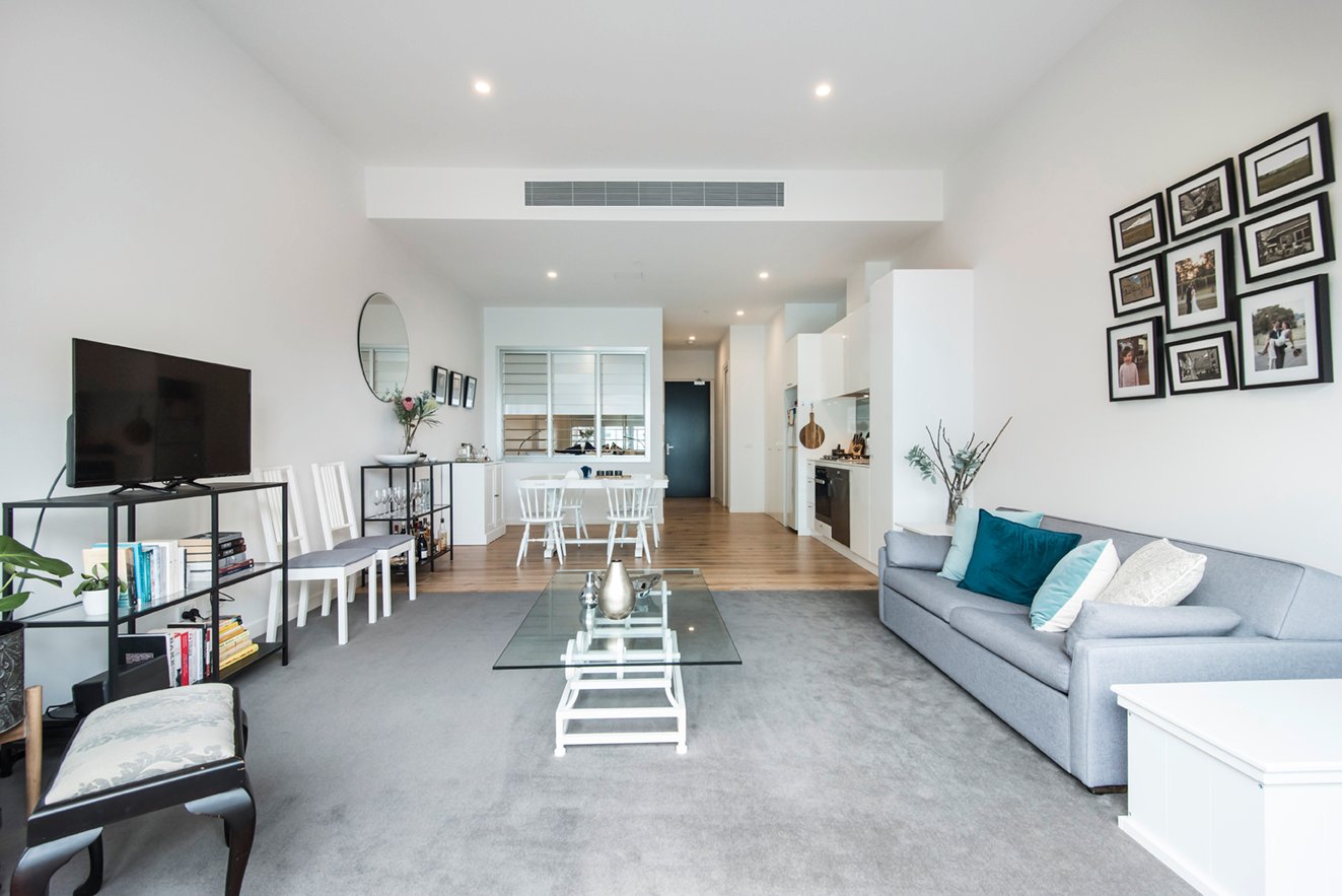 Gallery: 14/472 Beach Road