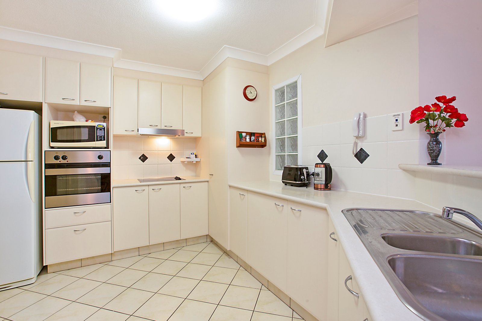 14/5-10 Quayside Court TWEED HEADS 4