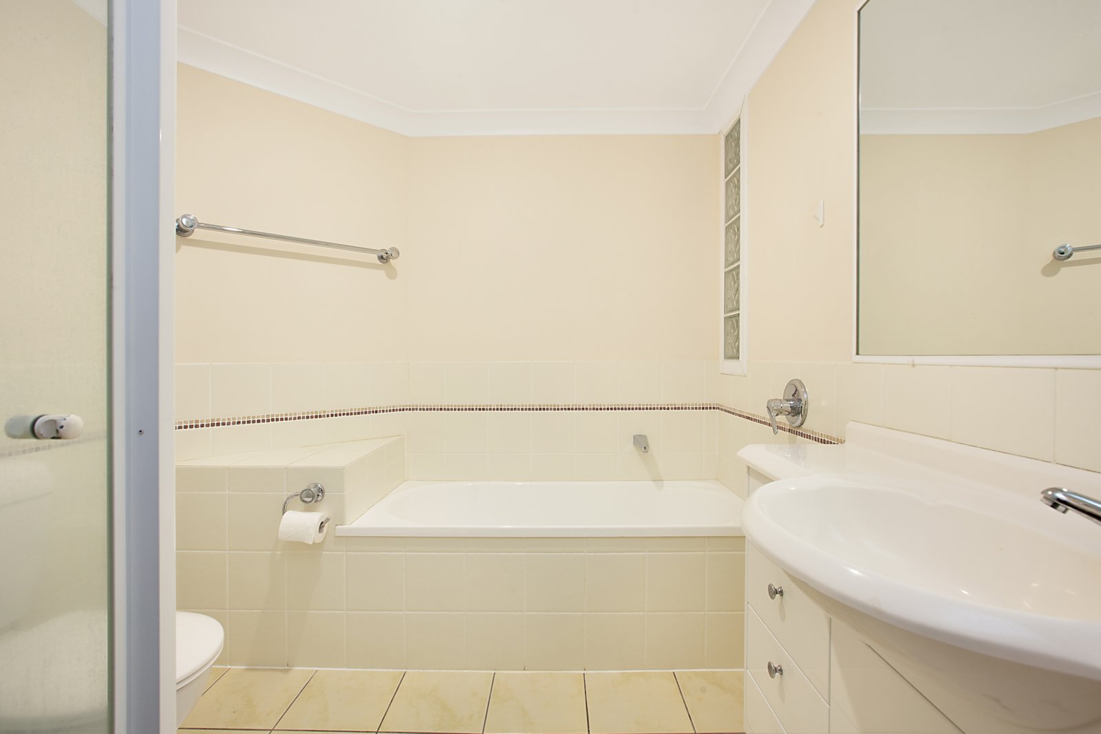 14/5-10 Quayside Court TWEED HEADS 9