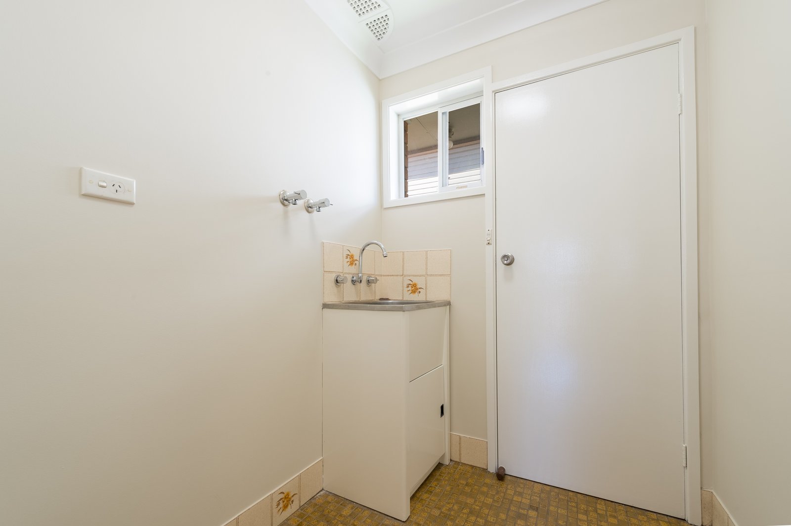 1/45 Billabong Avenue DAPTO 9