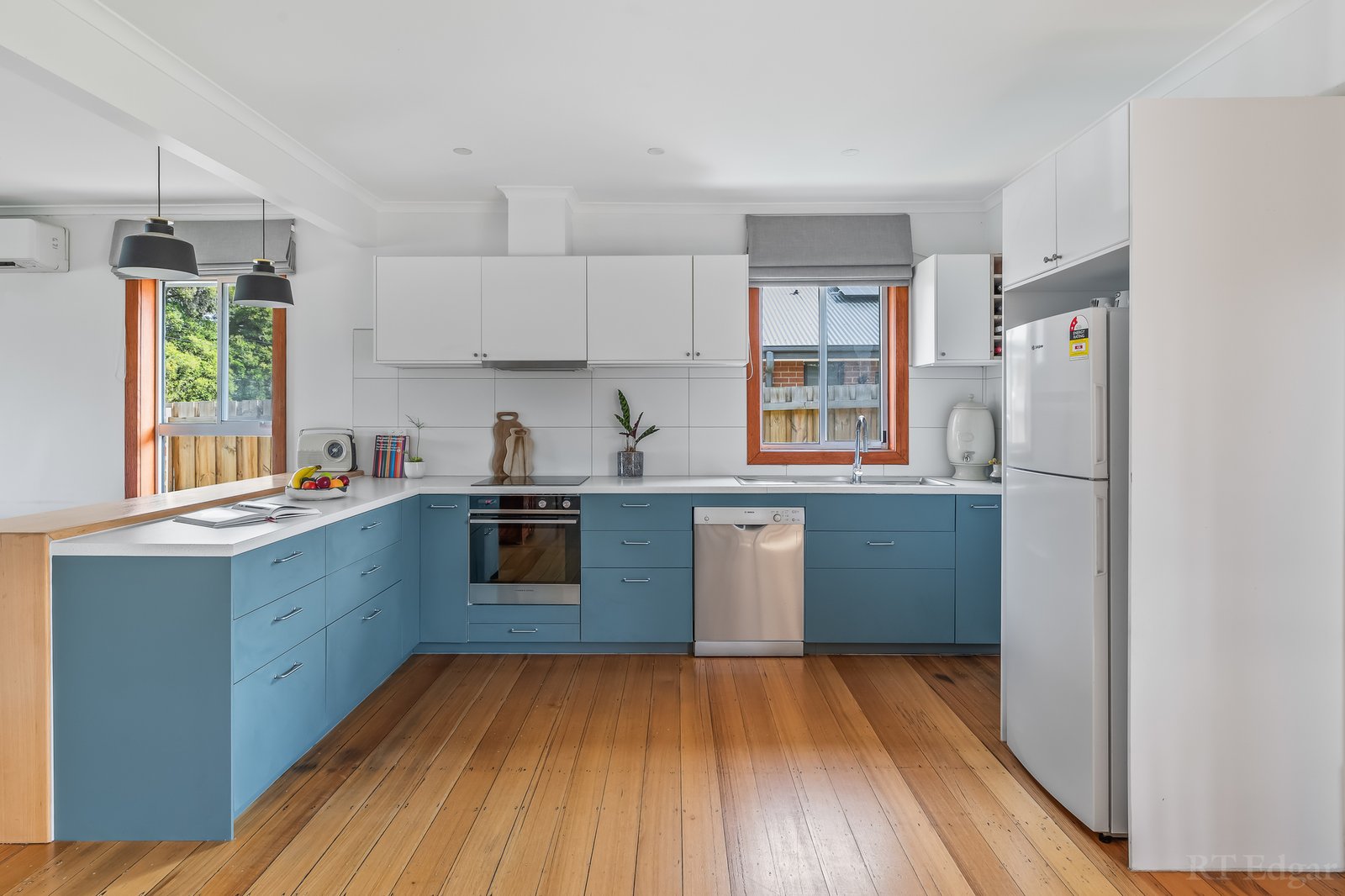 Real Estate and Property in 145 Boldrewood Parade, Reservoir, VIC