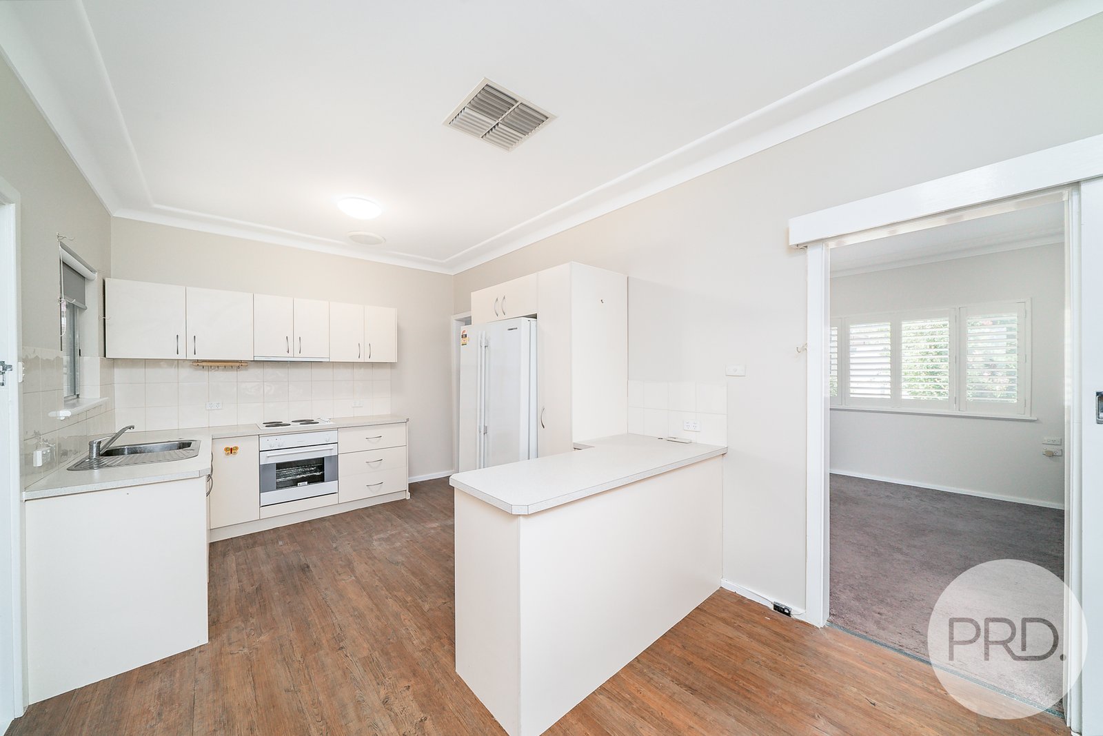 145 Gurwood Street WAGGA WAGGA 6