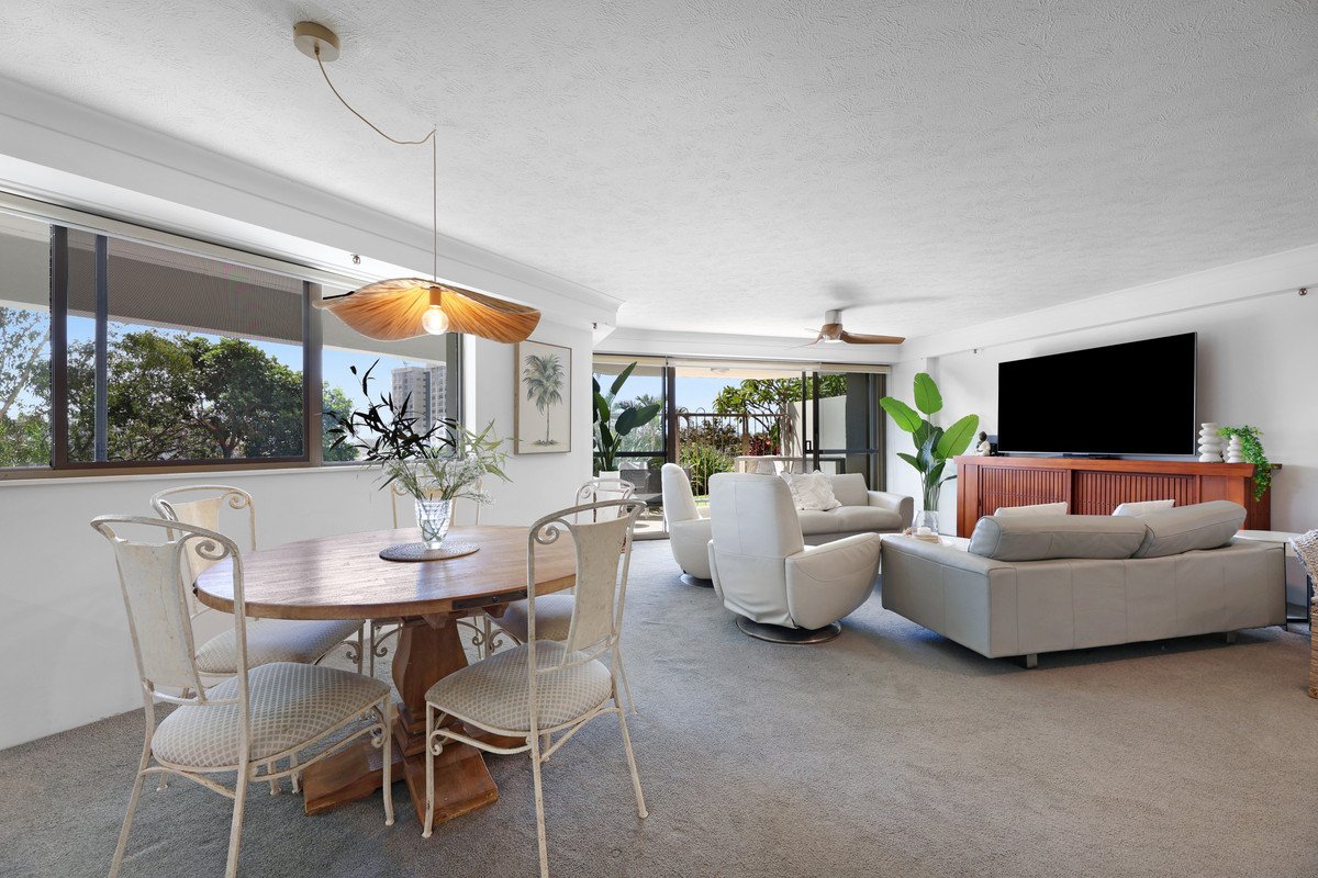 1/45 Hayle Street Burleigh Heads 5