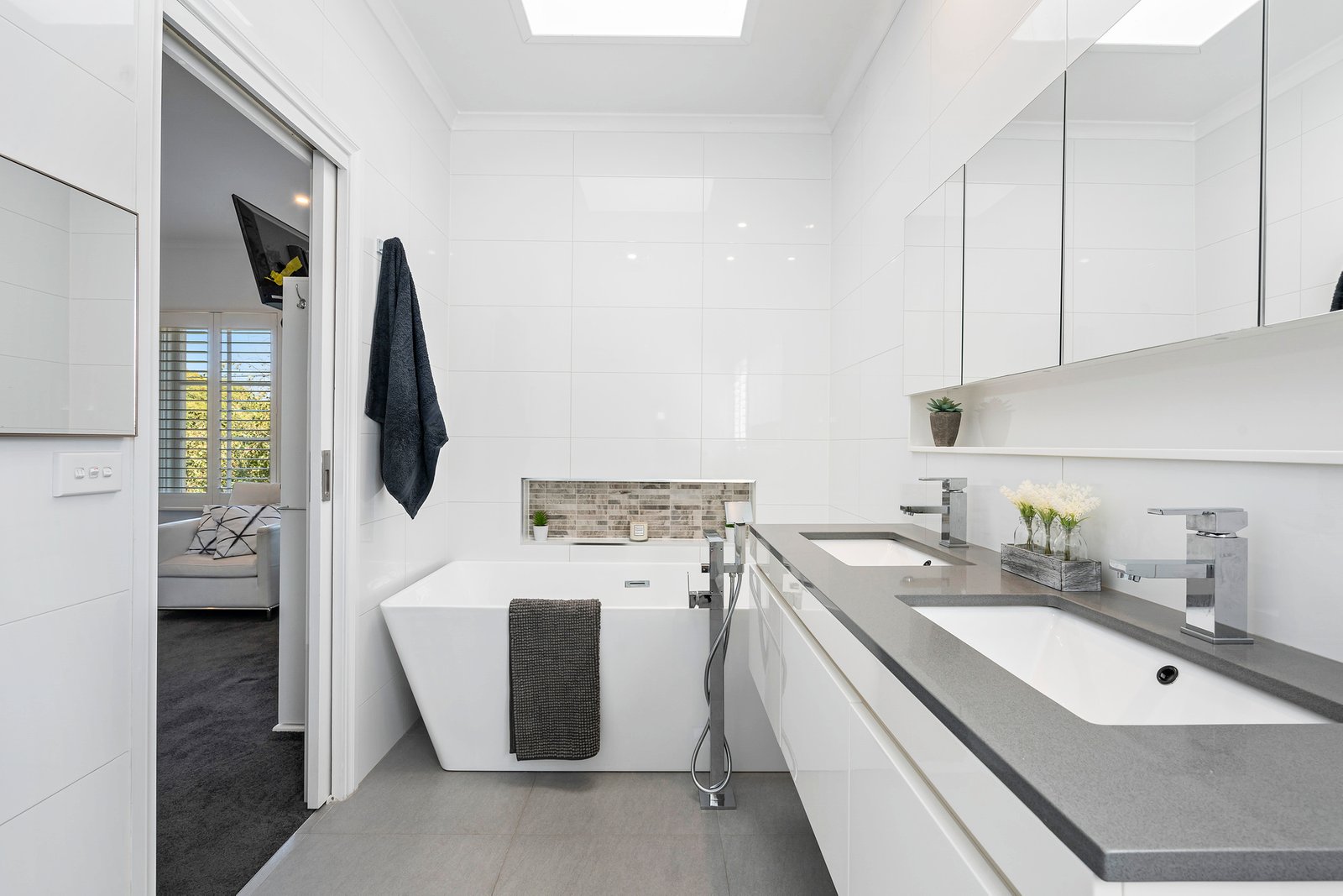 Real Estate and Property in 1/45 Jupiter Street, Caulfield South, VIC