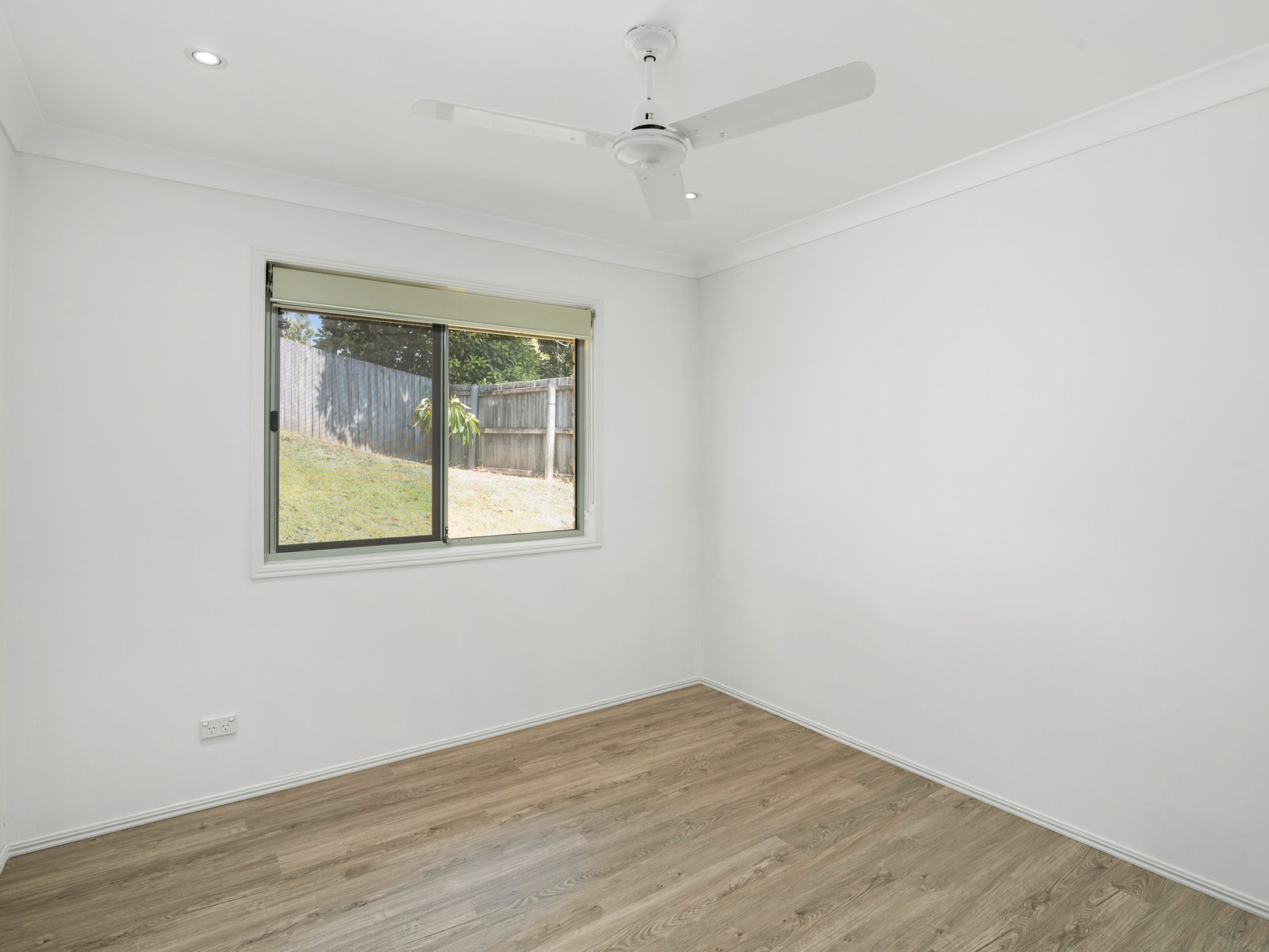 1/45 Kildare Drive BANORA POINT 6