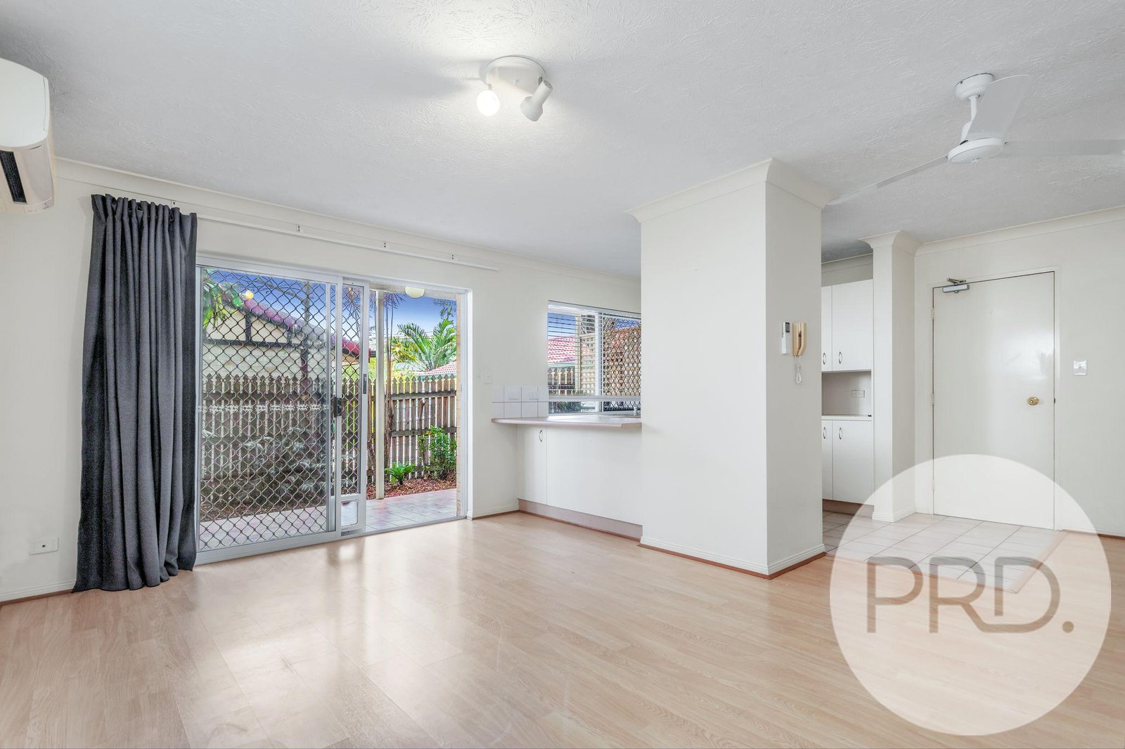 1/45 Oliver Street NUNDAH 2