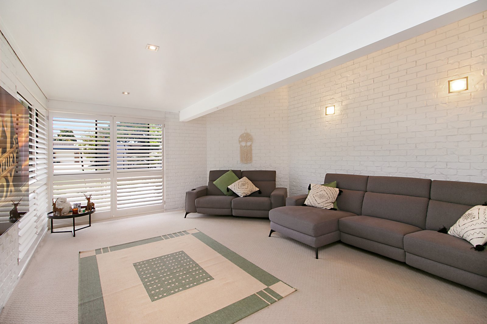 145 Pioneer Parade BANORA POINT 5