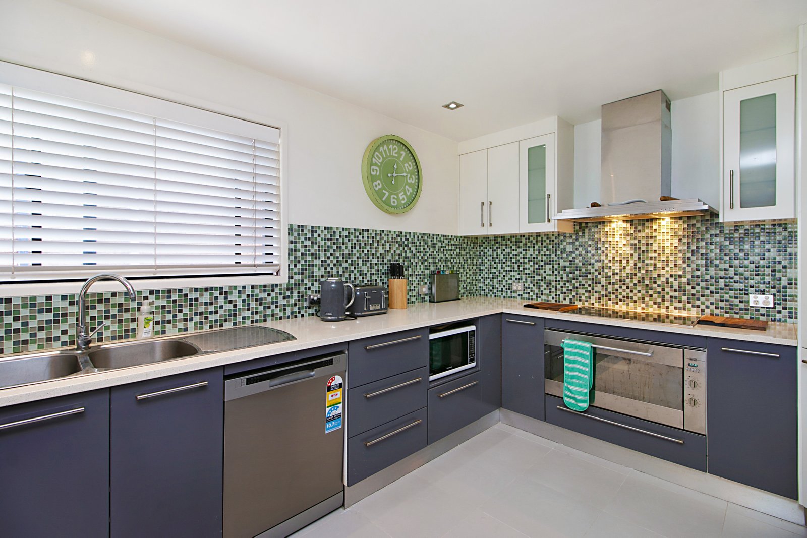 145 Pioneer Parade BANORA POINT 6