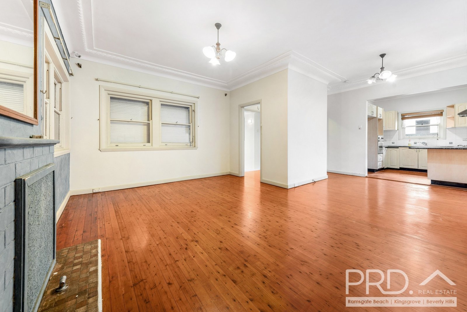 145 Stoney Creek Road BEVERLY HILLS 1