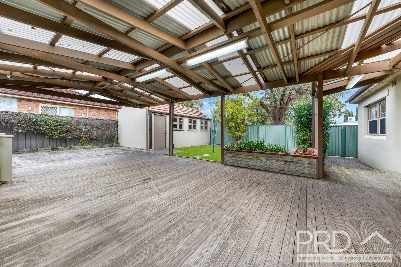 145 Stoney Creek Road BEVERLY HILLS 2