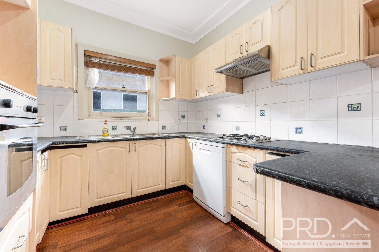 145 Stoney Creek Road BEVERLY HILLS 5