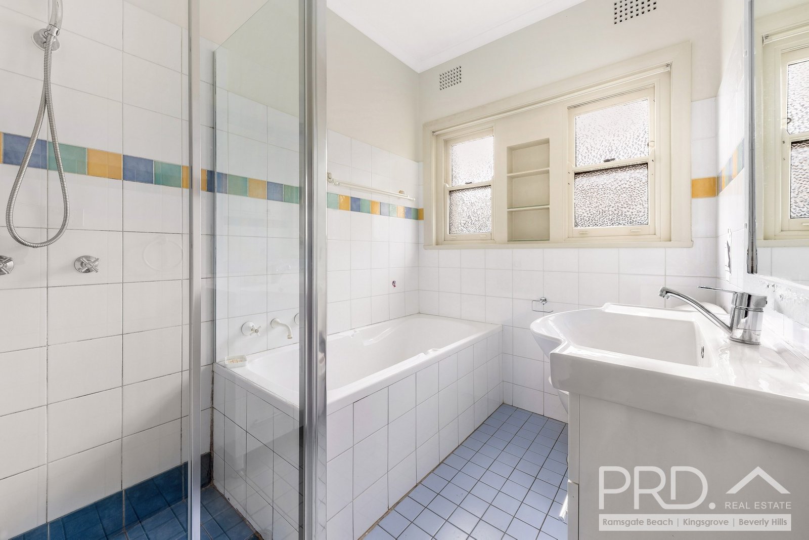 145 Stoney Creek Road BEVERLY HILLS 8