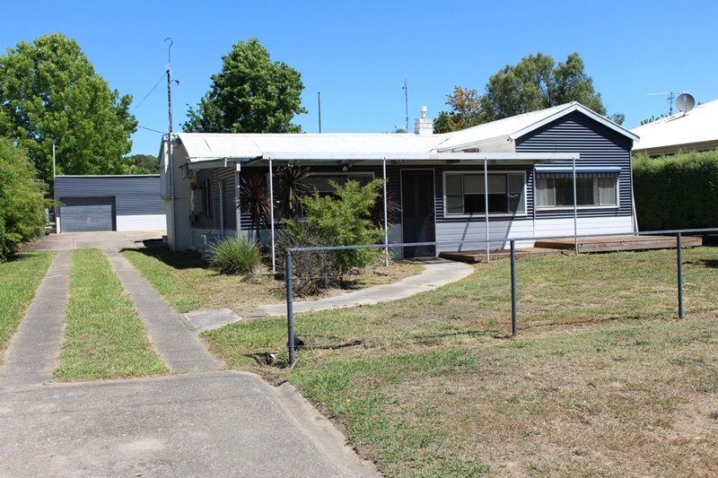 145 Strzelecki Way CORRYONG 11