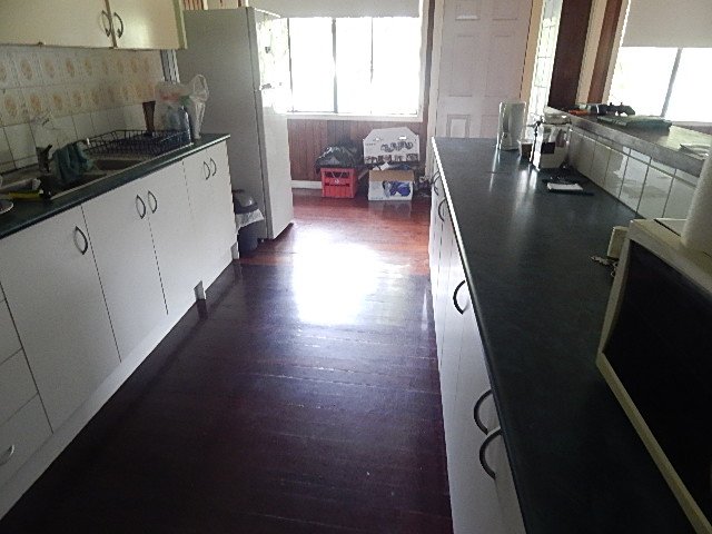 1/45 Tallebudgera Creek Road BURLEIGH HEADS 2