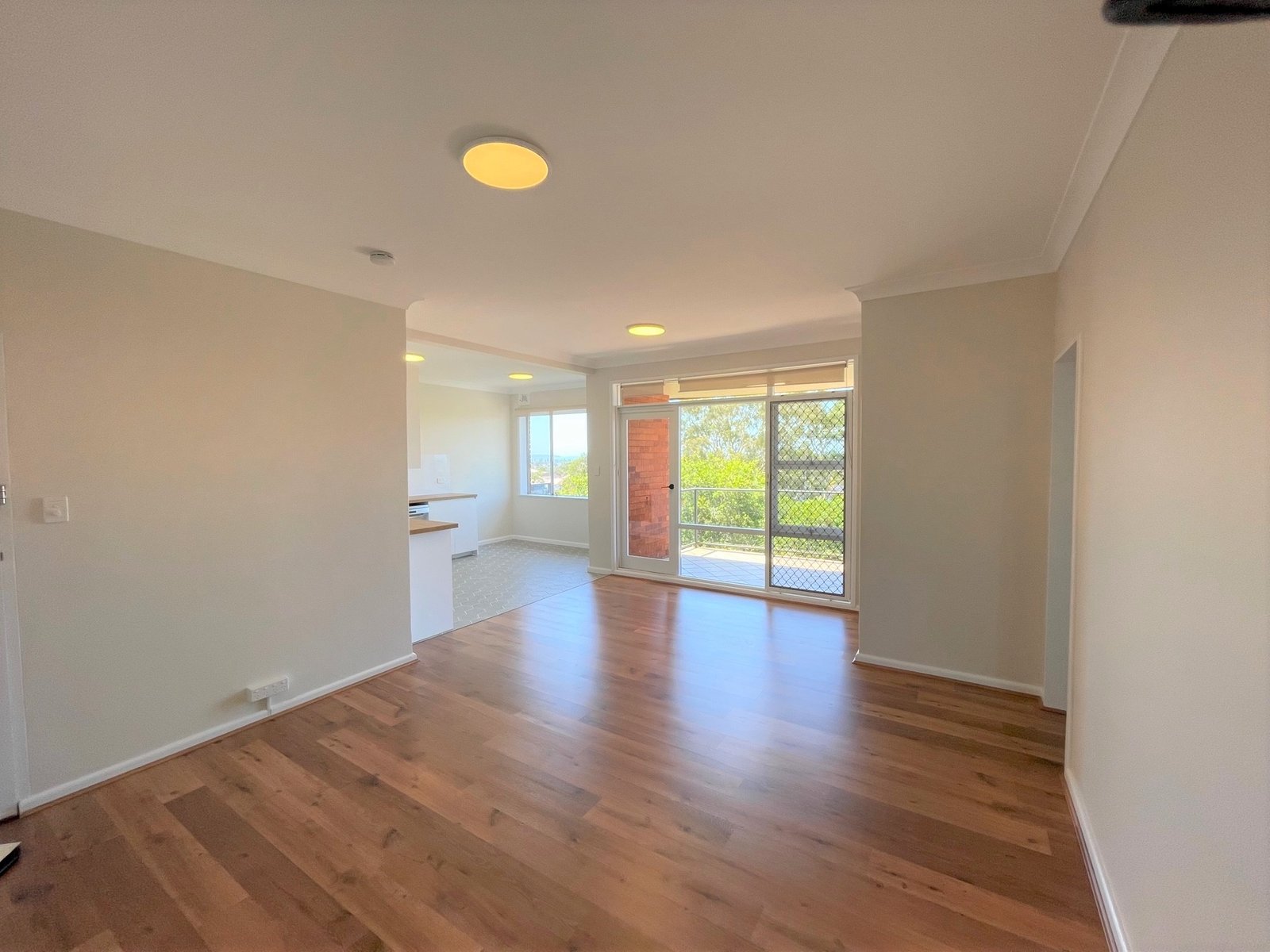14/50 Rutland Street ALLAWAH 2