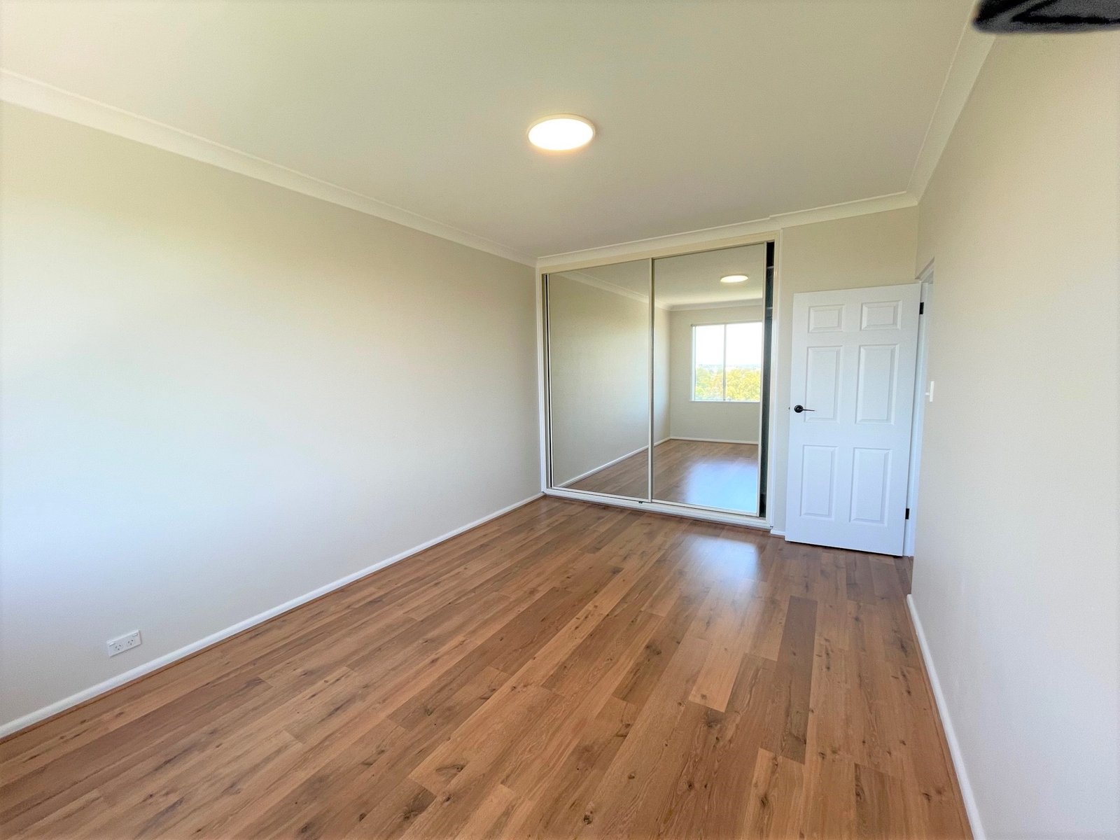 14/50 Rutland Street ALLAWAH 8