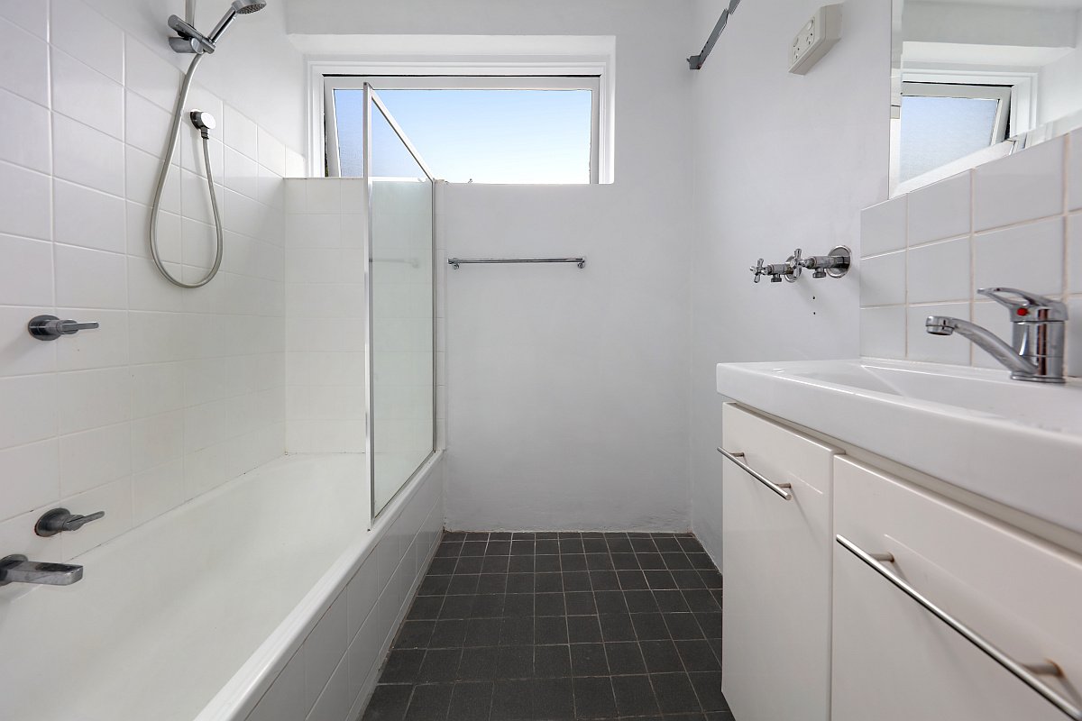 Gallery: 14/51 Kooyong Road