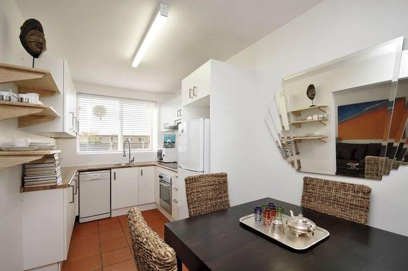 Gallery: 14/51 Kooyong Road
