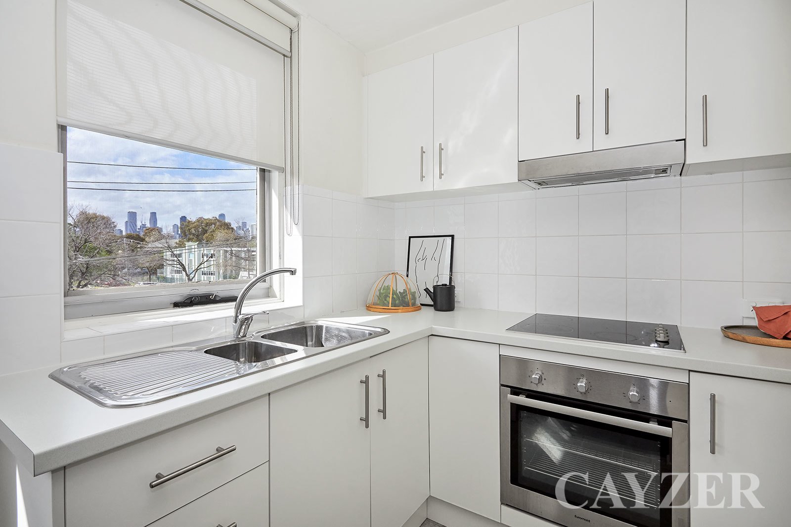 Gallery: 14/52 Moubray Street