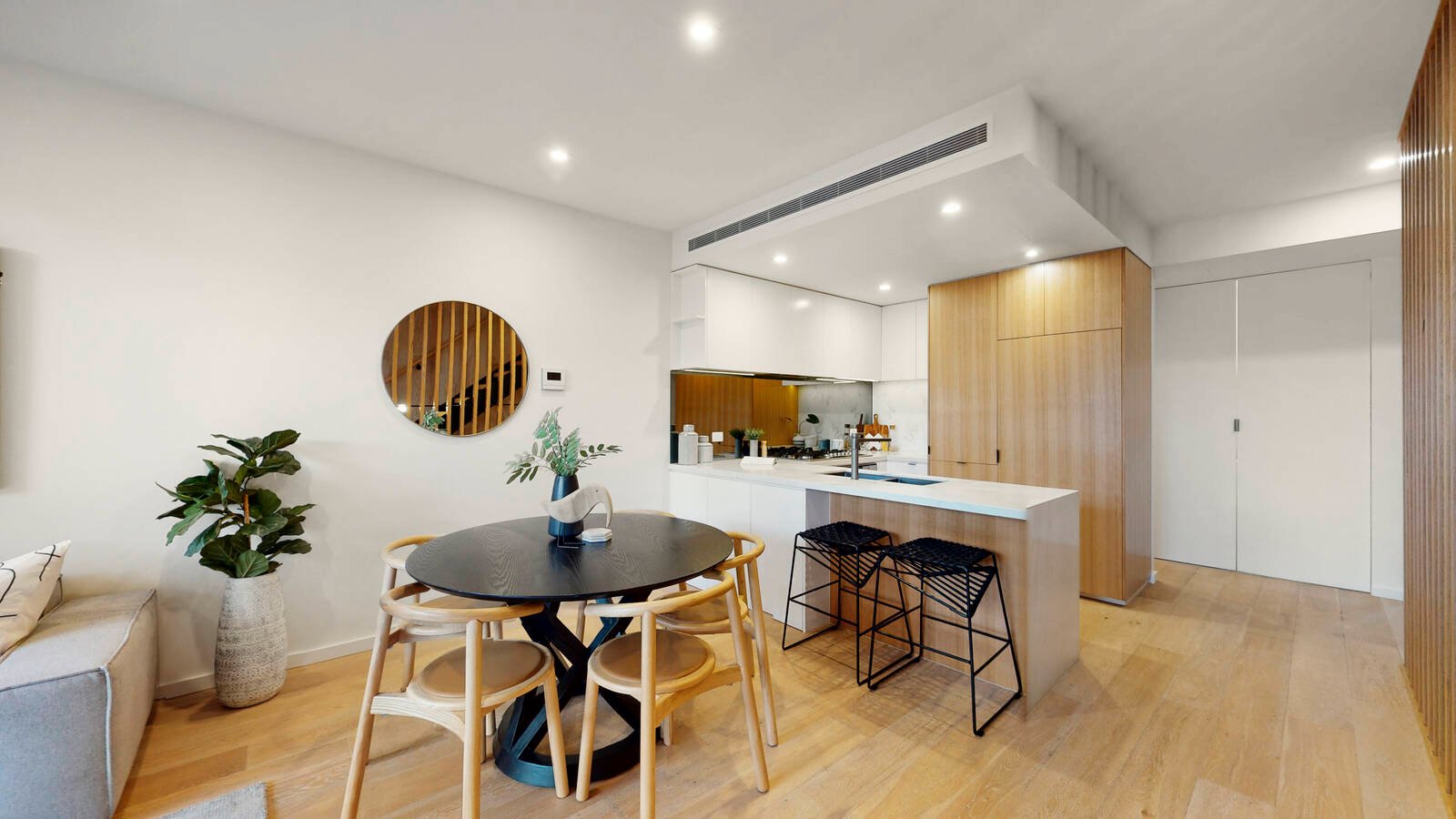 Real Estate and Property in 1/456 Barkers Road, Hawthorn East, VIC