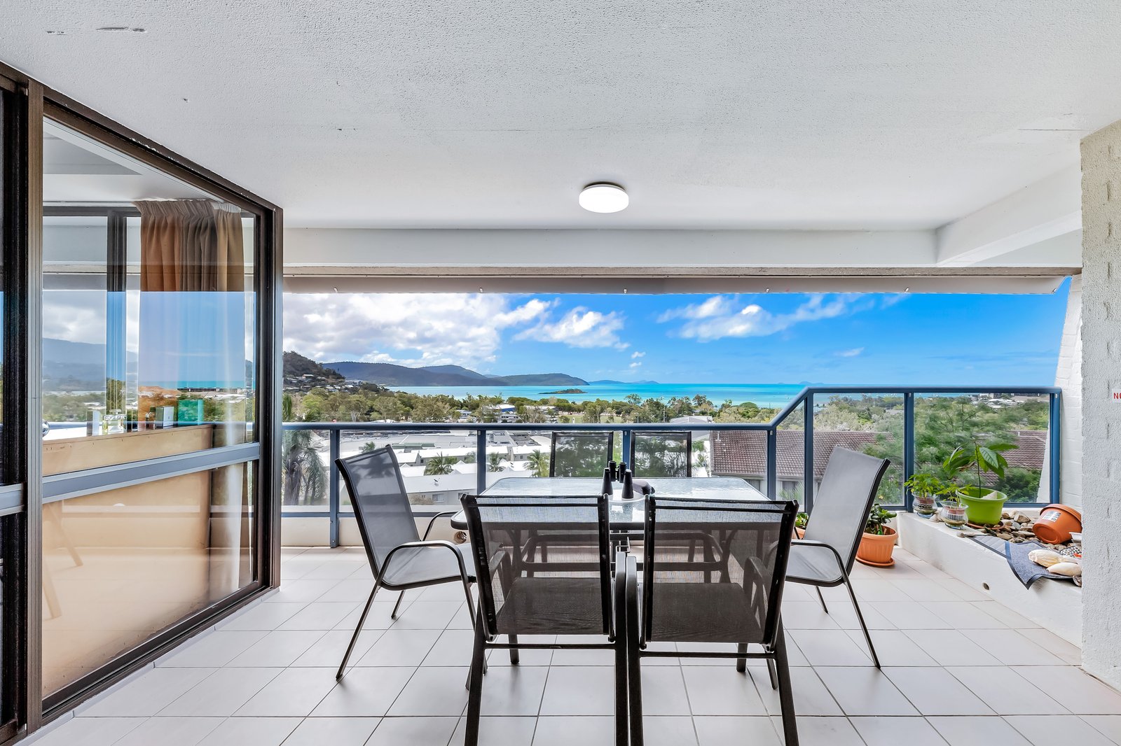 145/6 Eshelby Drive CANNONVALE 2