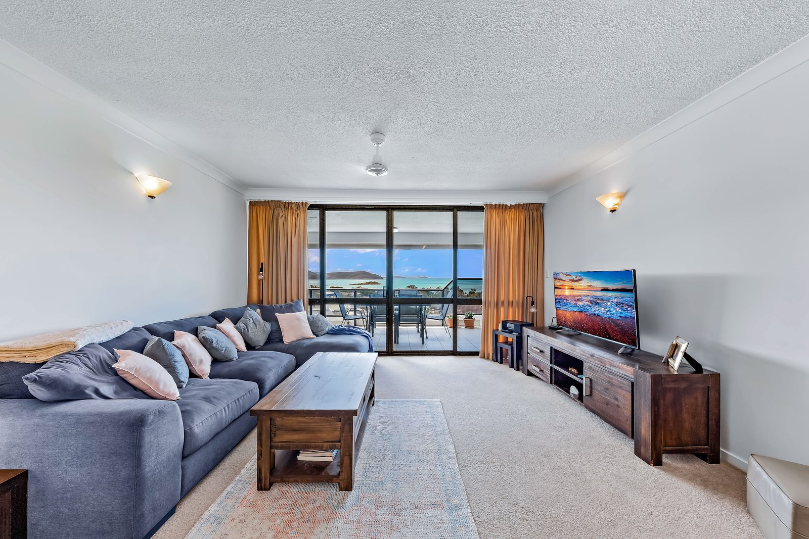 145/6 Eshelby Drive CANNONVALE 5