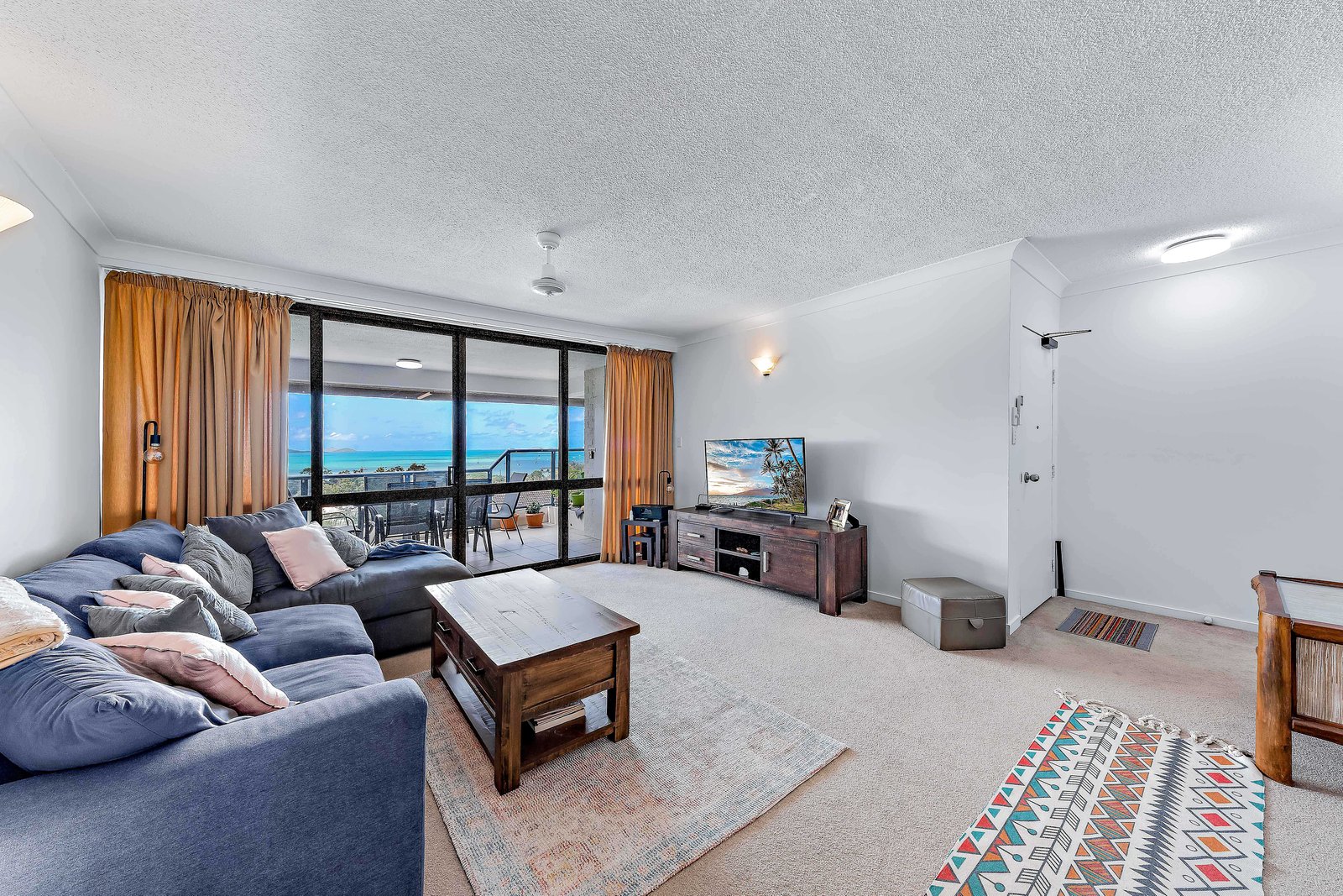 145/6 Eshelby Drive CANNONVALE 6
