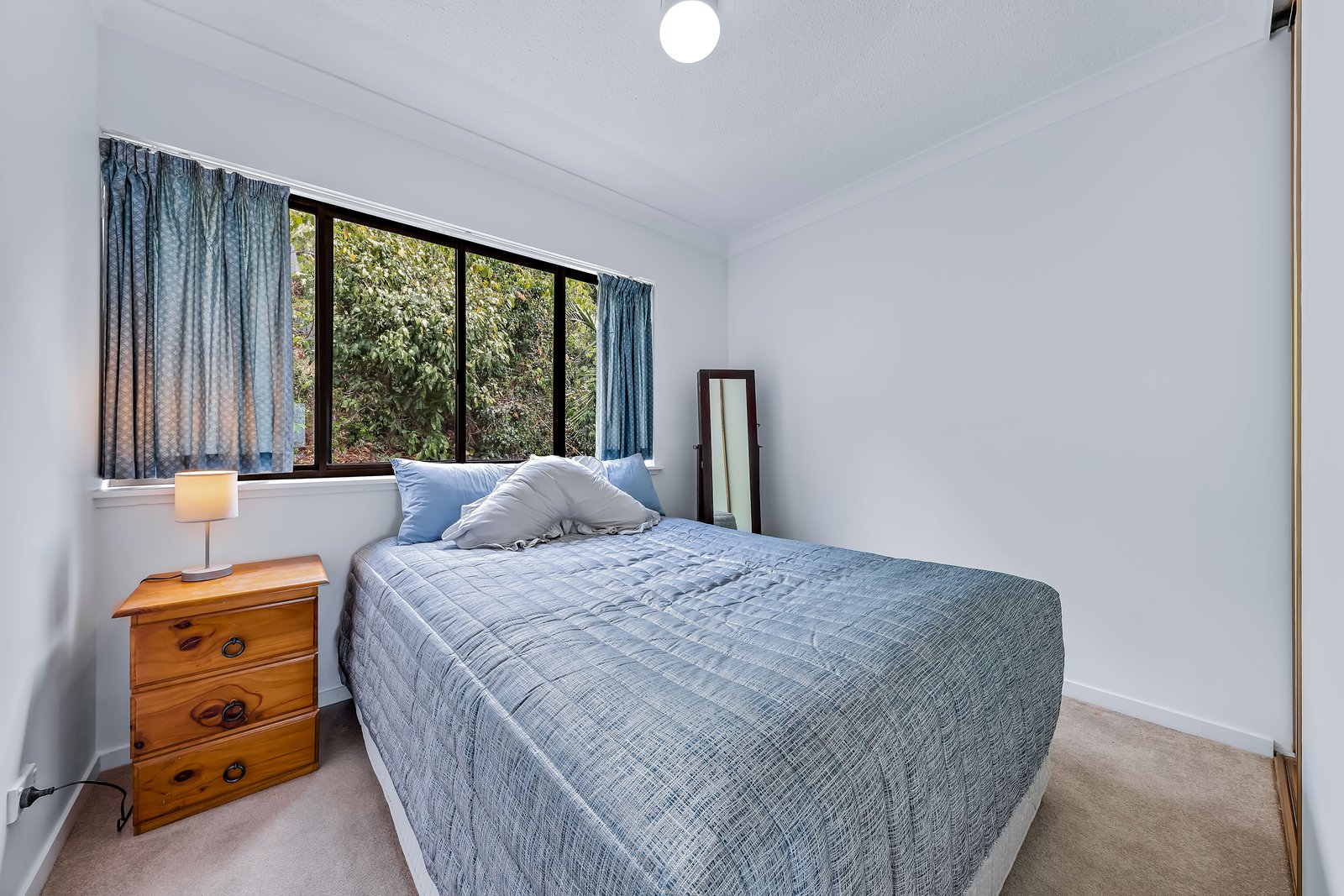 145/6 Eshelby Drive CANNONVALE 10