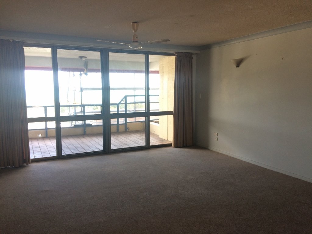 145/6 Eshelby Drive CANNONVALE 4