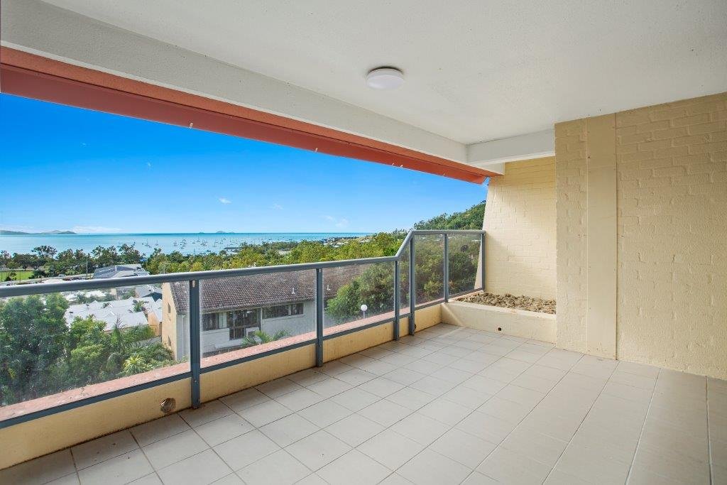 145/6 Eshelby Drive CANNONVALE 4