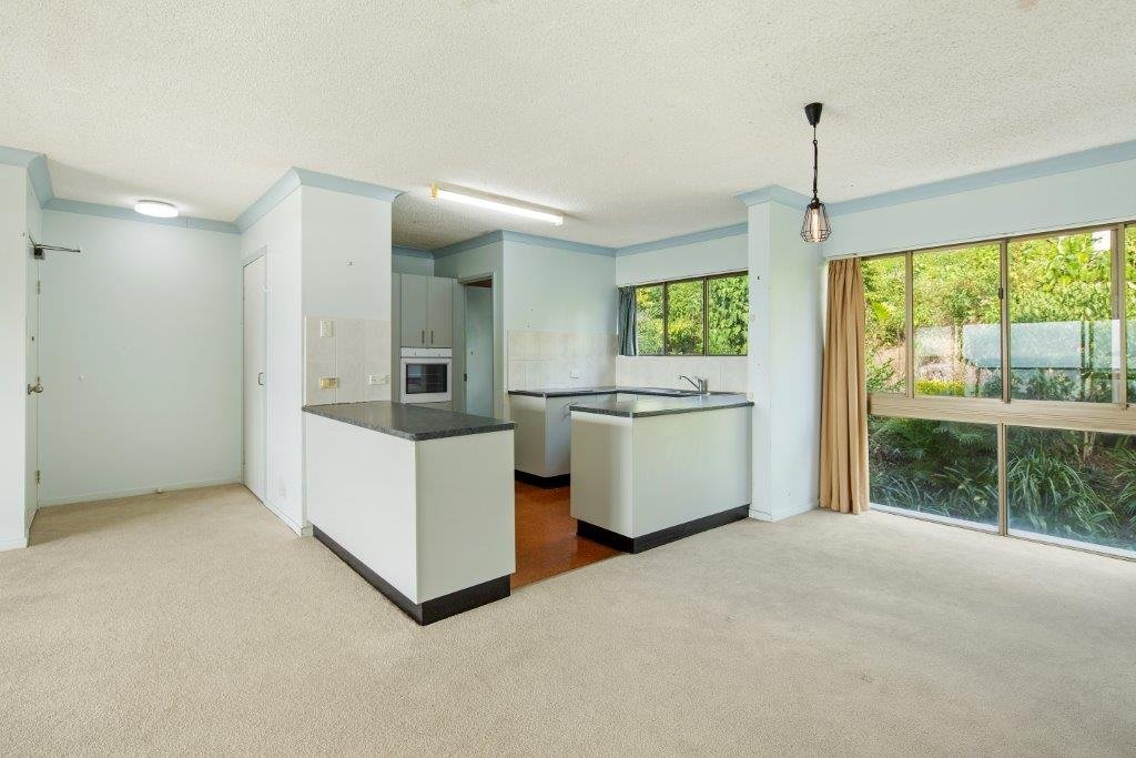 145/6 Eshelby Drive CANNONVALE 11