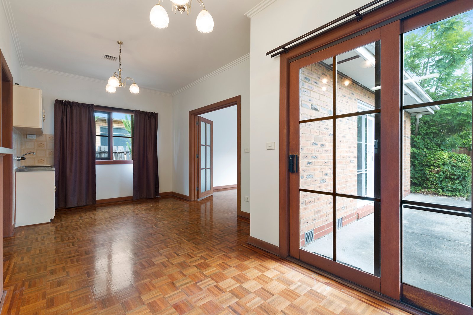 Gallery: 145a Jasper Road