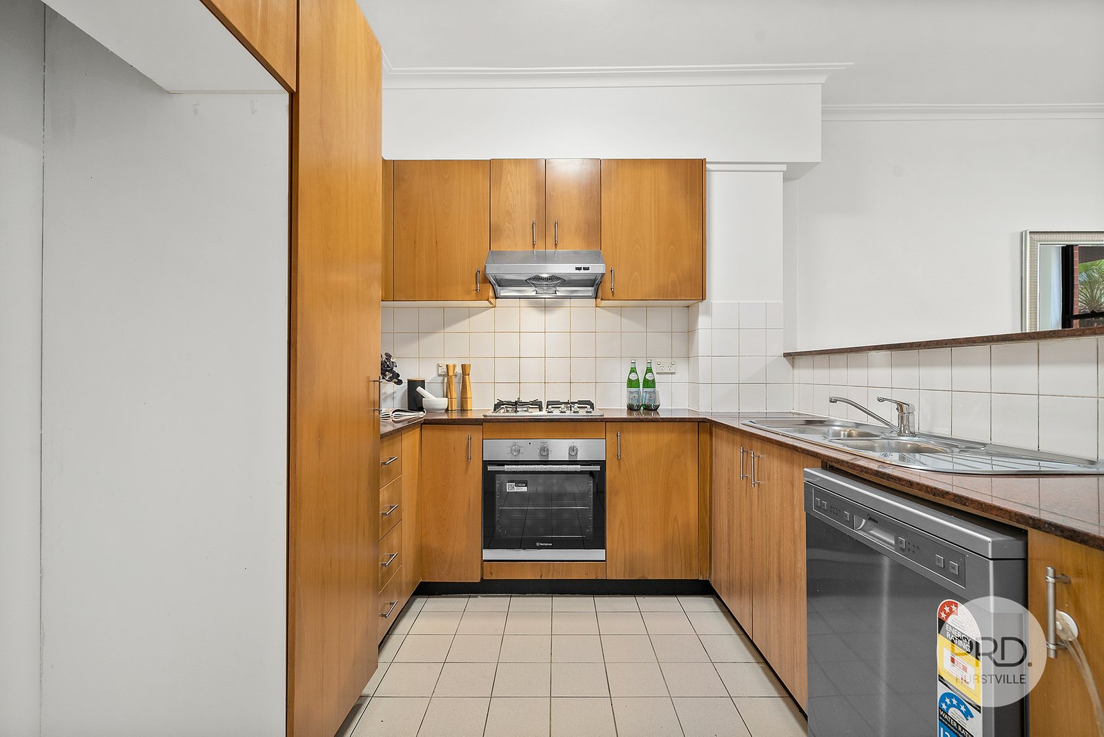 14/6-12 Carrington Avenue HURSTVILLE 3