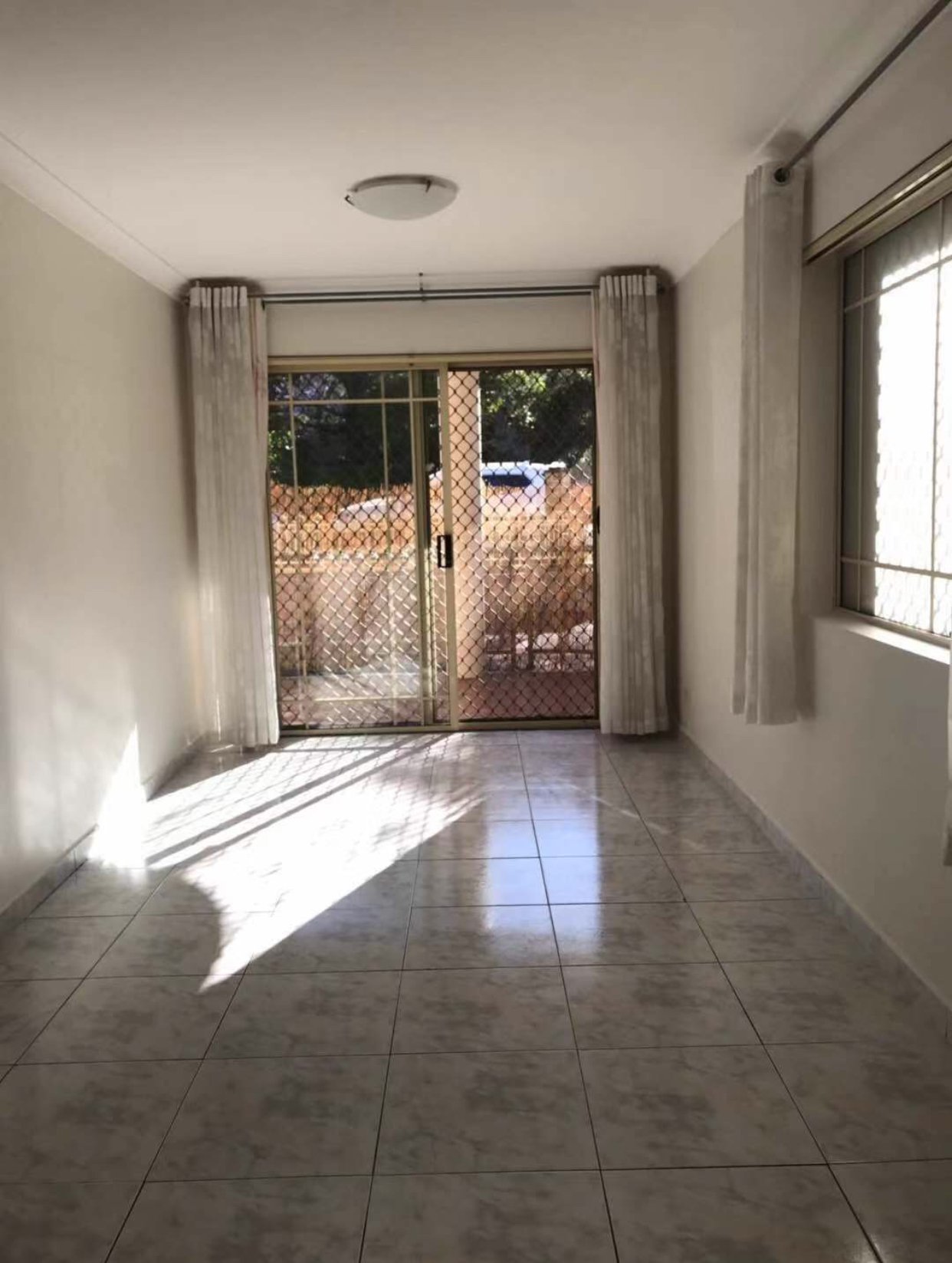 1/46-48 Gloucester Rd  HURSTVILLE 3