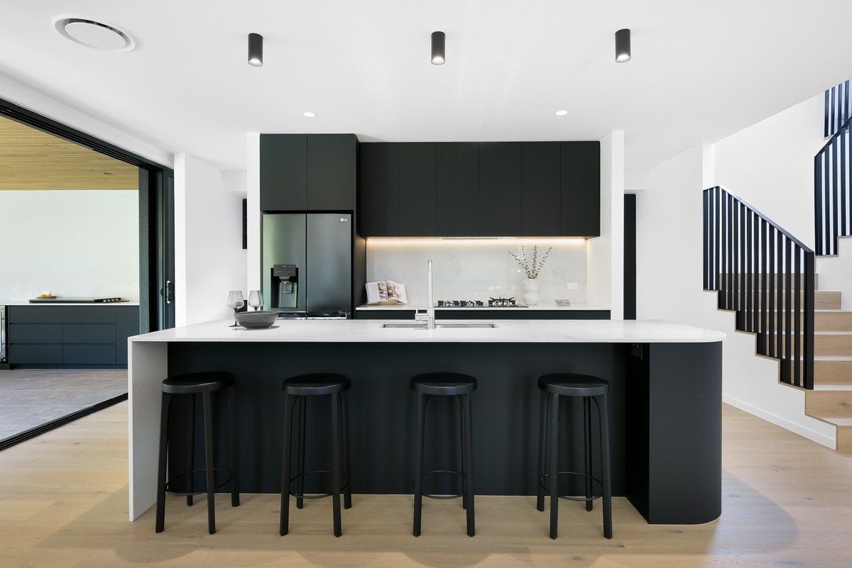 146 Acanthus Avenue BURLEIGH WATERS 4