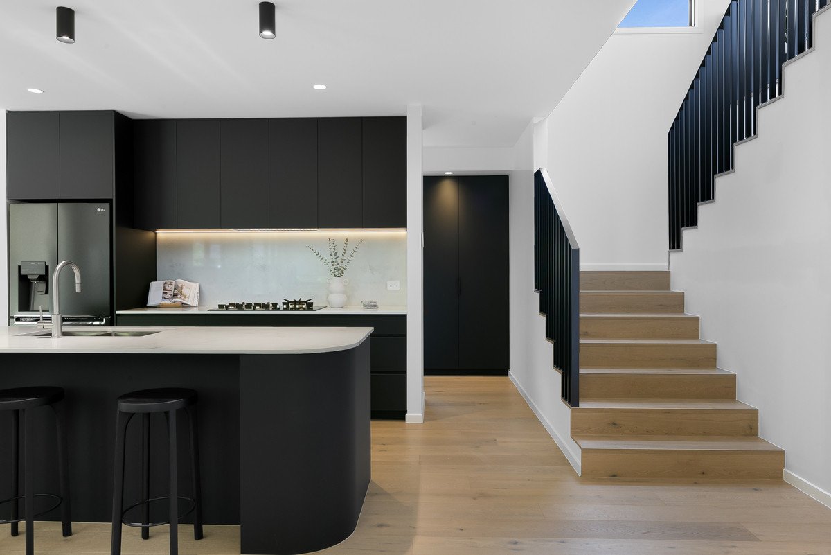 146 Acanthus Avenue BURLEIGH WATERS 7