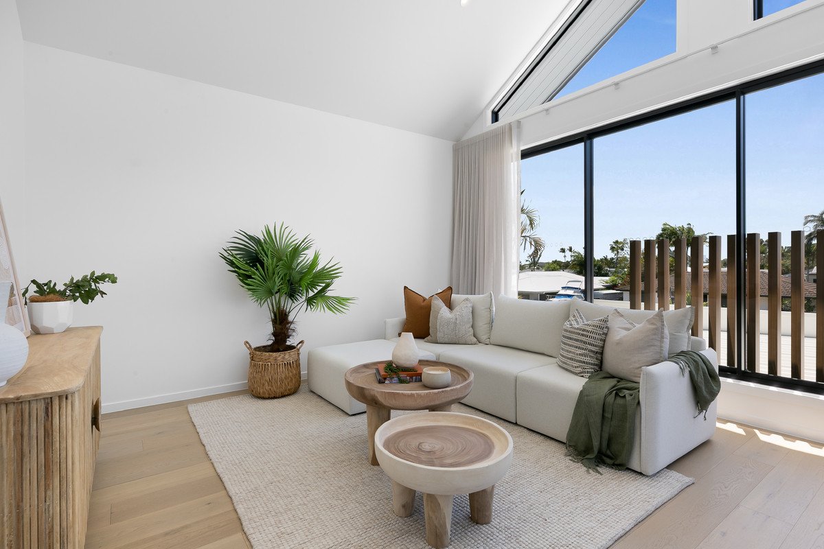 146 Acanthus Avenue BURLEIGH WATERS 17