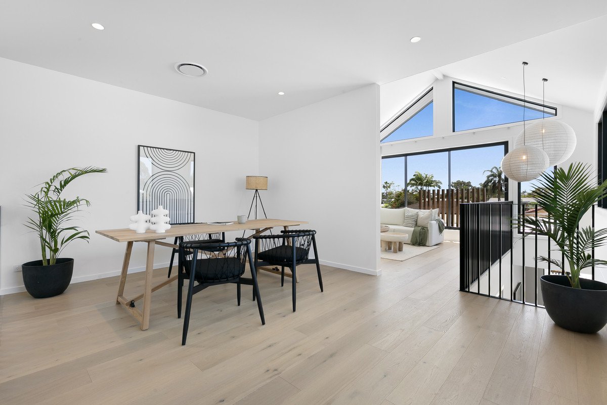 146 Acanthus Avenue BURLEIGH WATERS 18